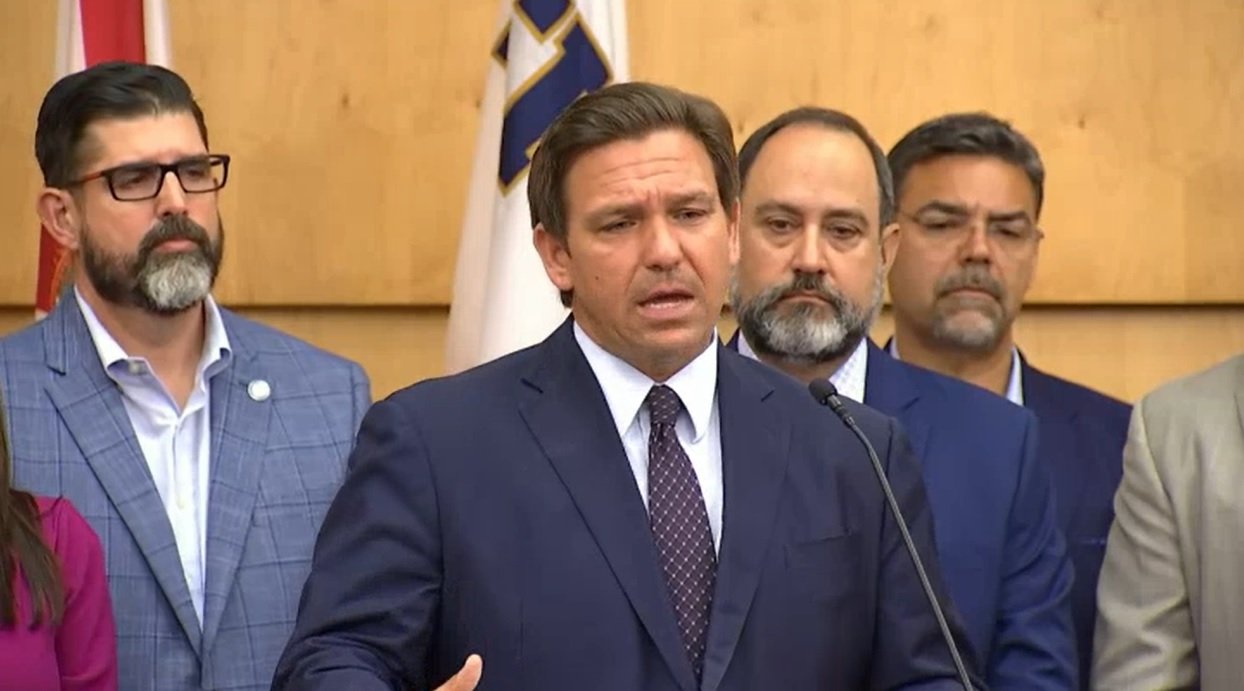 Florida Governor Ron DeSantis Signs State’s Social Media ‘Censorship’ Bill to Loud Applause