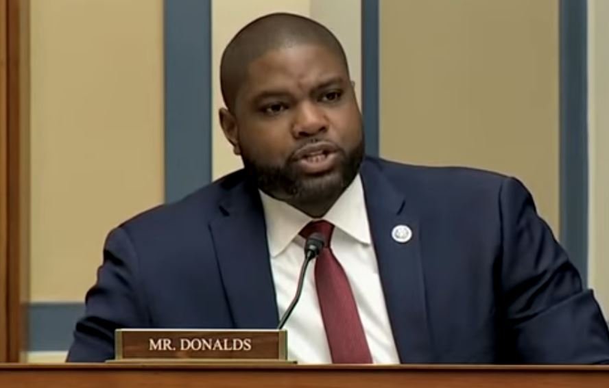 BOOM! Rising Star Rep. Byron Donalds DESTROYS Crazy Democrat Carolyn Maloney After She Thugs Out Against Oil Execs at House Committee Hearing –VIDEO
