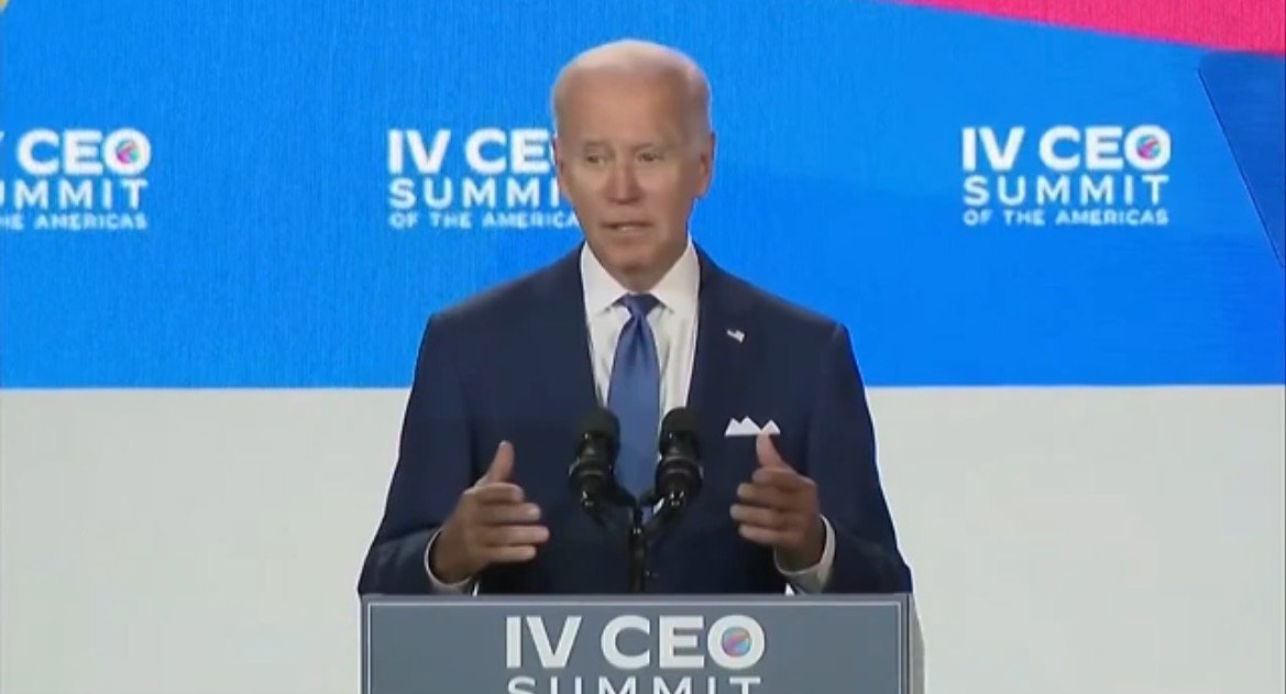 Senile Biden Has Difficulty Reading His Teleprompter During Remarks at IV CEO Summit – Then Whispers Story About his Grandmother (VIDEO)