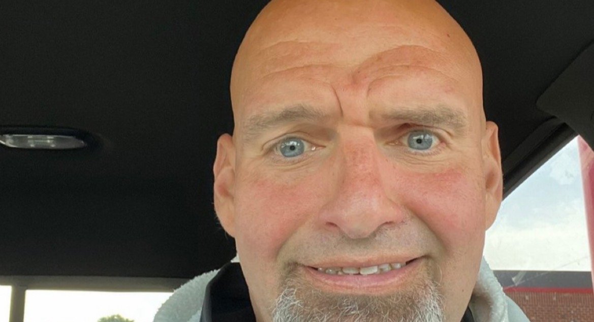 “LOOK AT HIS EYES! Not Even Close to Human – Too Demonic to Even Come Forth and Be Cast Out!” – Steve Bannon Calls Our Creepy John Fetterman, Satanist