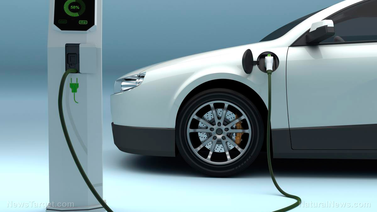 Image: ELECTRIC CAR SCAM: Europeans could be paying $270 to charge their electric cars by early 2023 as electricity rates explode