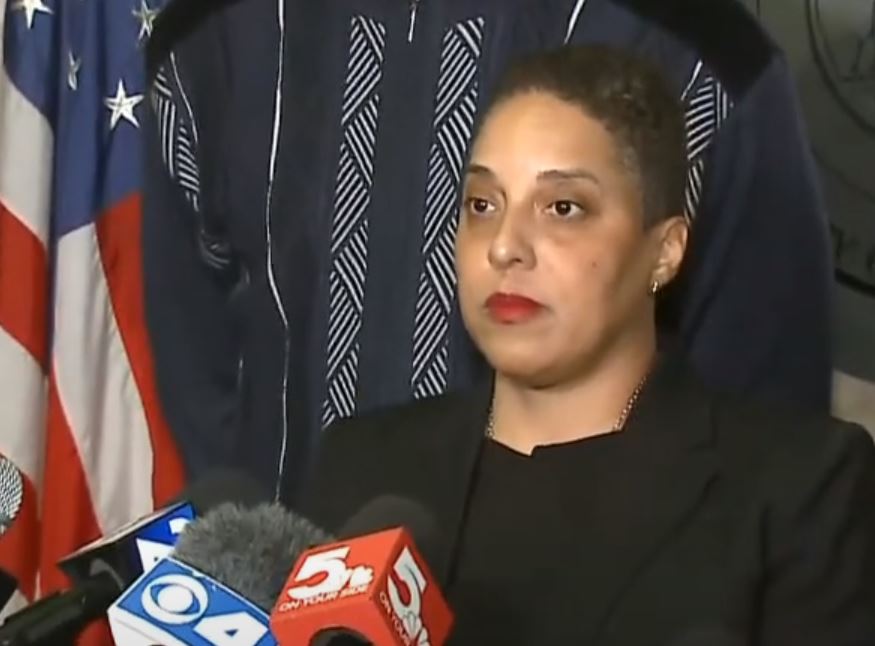 Soros-Funded Circuit Attorney Kim Gardner Plays Race Card at Press Conference, Refuses to Resign – After Missouri AG Files Paperwork to Remove Her from Office (Video)