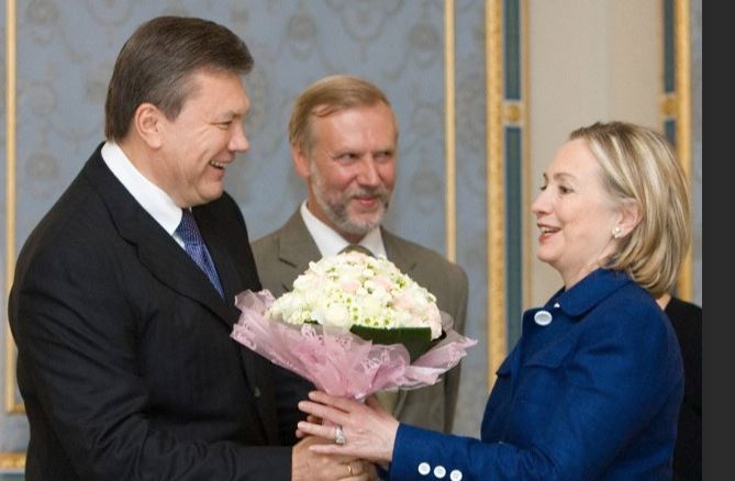 Corsi: How Hillary Clinton Began the Ukraine War in 2013