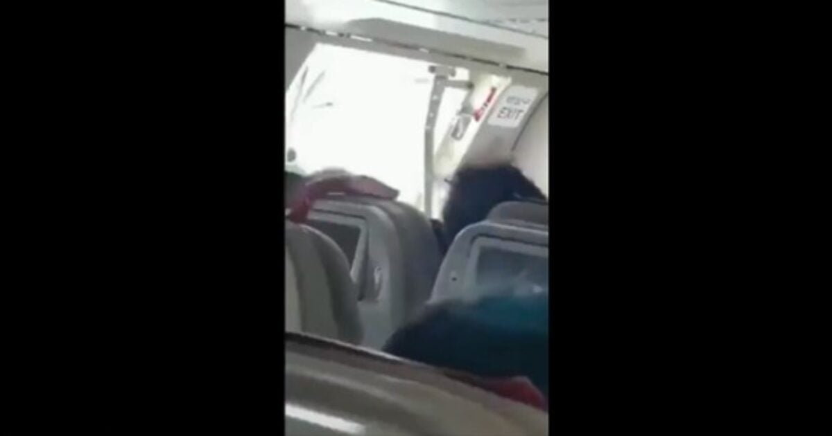 Horrifying Video Shows Passengers on South Korean Flight in “Panic” After Lunatic Opens Door While Plane is in the Air (VIDEO)