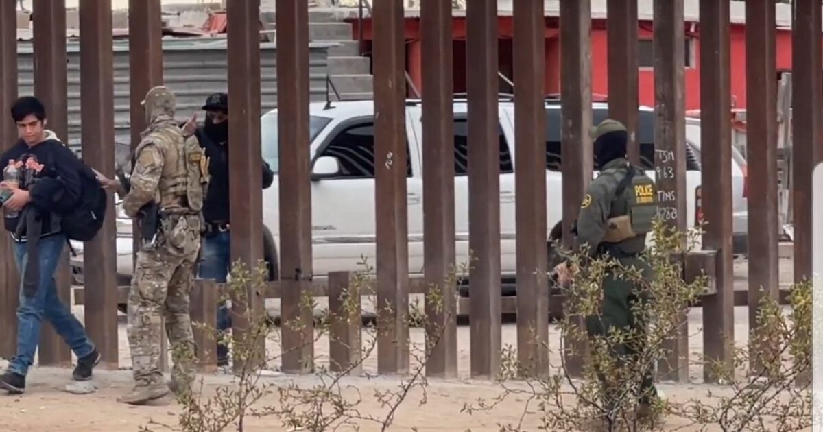 SHOCK VIDEO: Smuggler Directs Massive Group of Illegal Aliens Through Hole in Border Wall, Taunts Border Patrol Agents | The Gateway Pundit